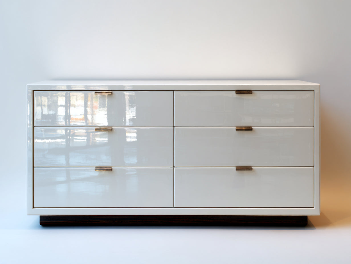 Cassettiera - MDF-Metallo - 156x46x82 cm - Bianco lucido-Ottone-Noce scuro - Stile contemporaneo elegante